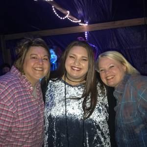 Meet your Posher, Ella